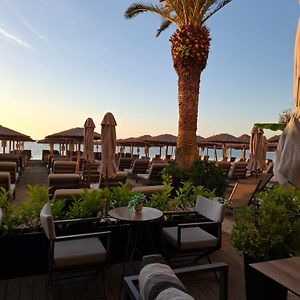 Hotel Avra